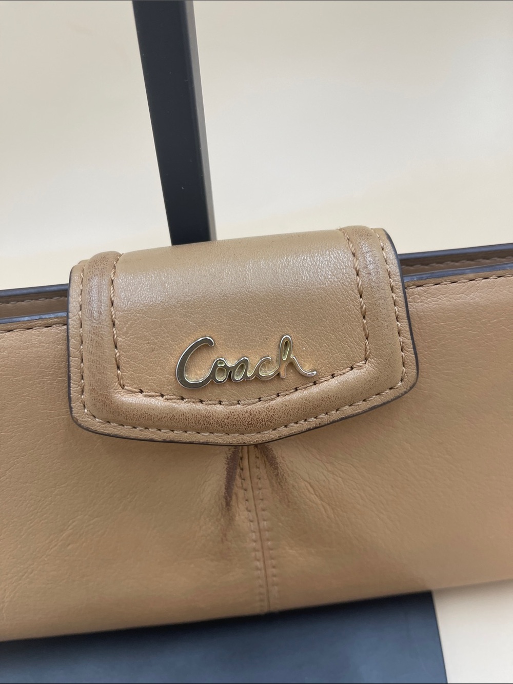 Coach Beige Leather Snap Continental Wallet - Picture 2 of 10
